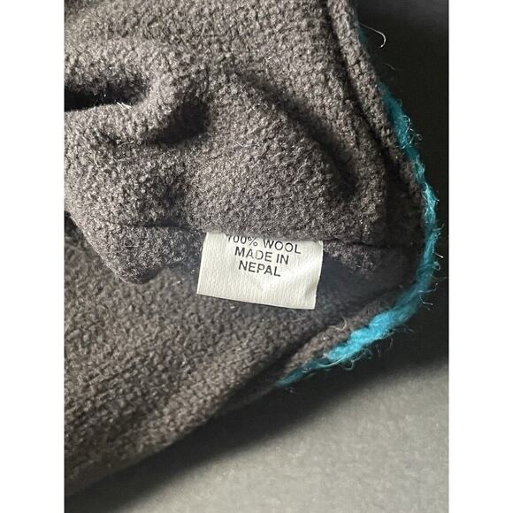 Nepal 100% Wool Beanie Winter Hat Knit Cap Fleece Lined Ski Earflaps Gorpcore - Picture 5 of 5